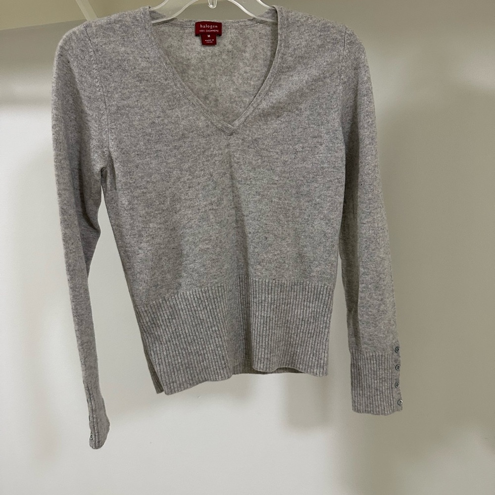 Halogen Grey V-Neck 100% Cashmere Sweater